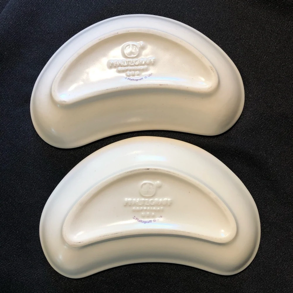 Two Pfaltzgraff Jamberry Crescent Salad Relish Plates - Trinket Dish - USA